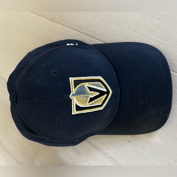 Las Vegas Golden Knights hockey black Cap with Gold Emblem - Picture 2 of 5